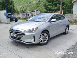 HYUNDAI ELANTRA SEL