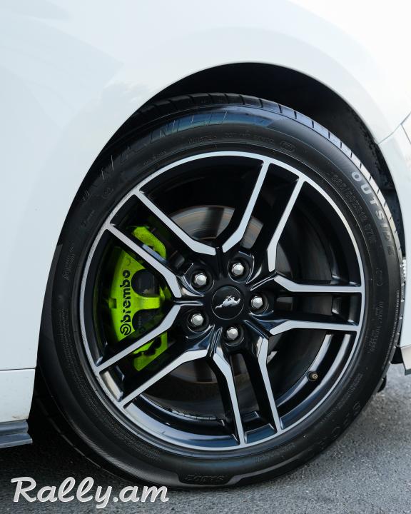 Ford Mustang кабриолет Аренда Авто Прокат Rent a car Ավտոմեքենաների վարձույթ Օրավարձով Ավտովարձույթ