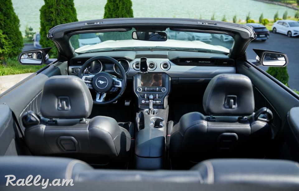 Ford Mustang кабриолет Аренда Авто Прокат Rent a car Ավտոմեքենաների վարձույթ Օրավարձով Ավտովարձույթ