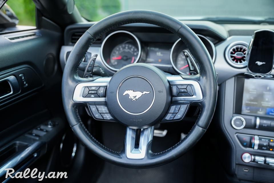 Ford Mustang кабриолет Аренда Авто Прокат Rent a car Ավտոմեքենաների վարձույթ Օրավարձով Ավտովարձույթ