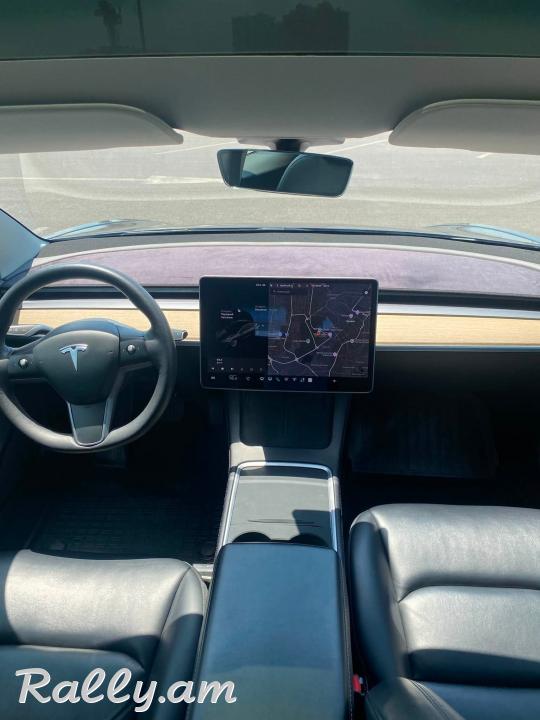 Tesla model 3 2021