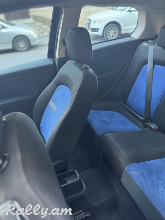 Fiat Grande Punto 1.4 (2007) 