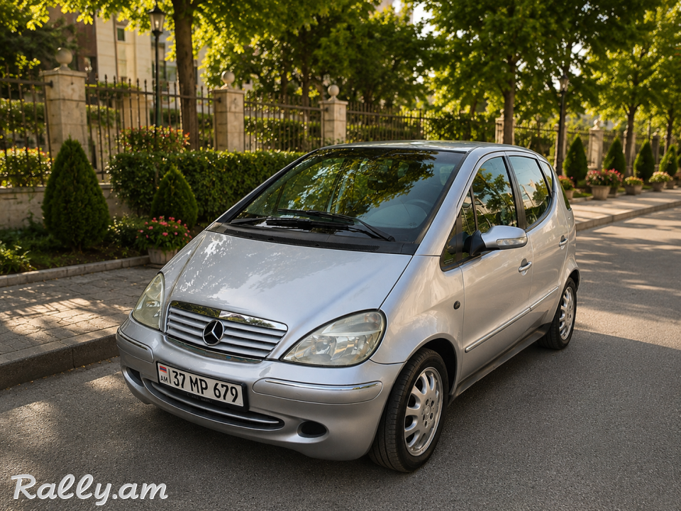 Продаю свой любимый Mercedes-Benz A-Class, 2003 года выпуска.