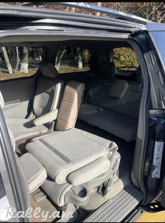 Nissan Quest, 3.5 լ, 2007 թ., գազ, մոխրագույն