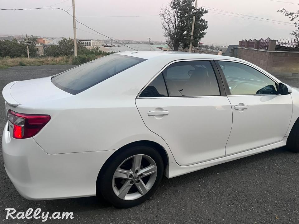 Toyota Camry V50 2013