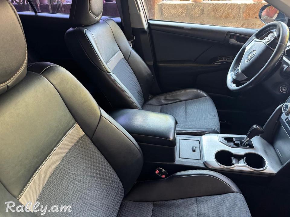 Toyota Camry 2014