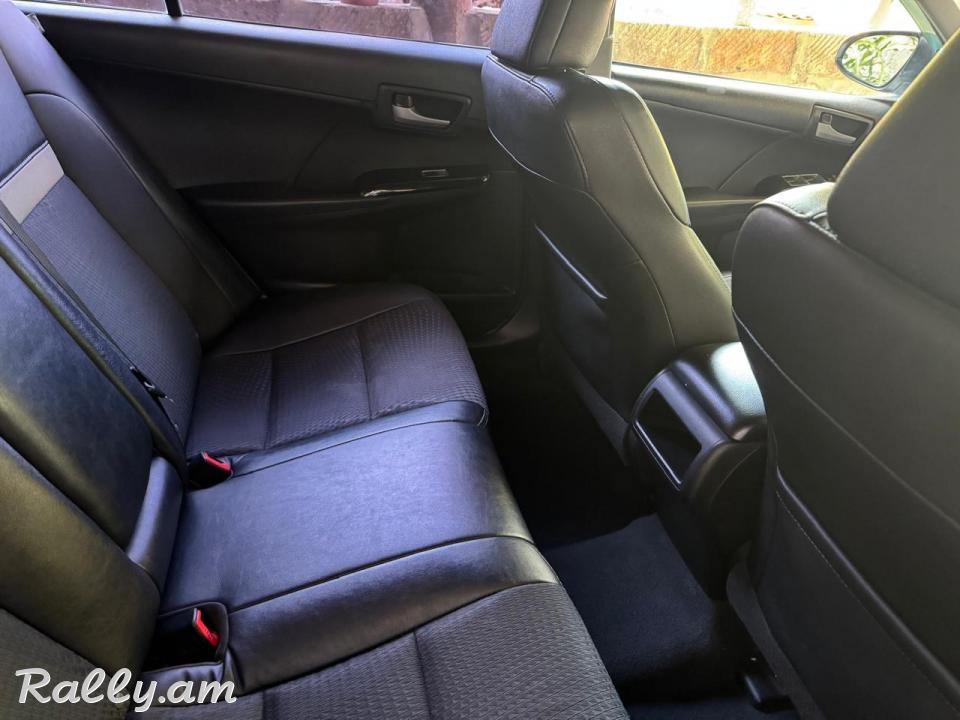 Toyota Camry 2014