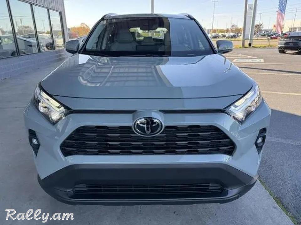 Used 2023 Toyota RAV4 XLE Premium Clean