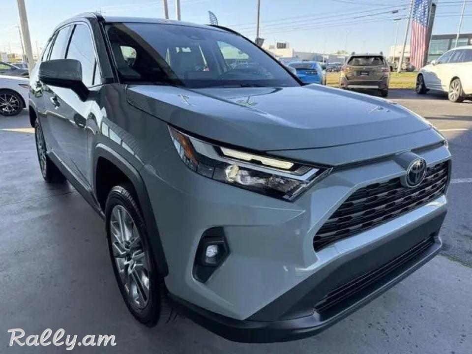 Used 2023 Toyota RAV4 XLE Premium Clean