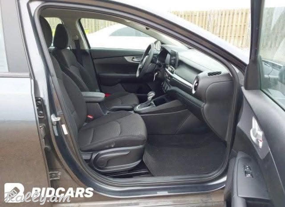 Kia Forte 2023 i hunis