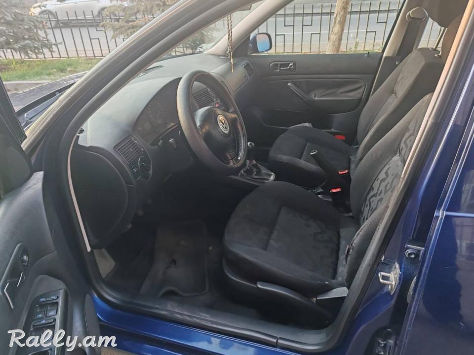 Volkswagen Golf 4, 2000թ