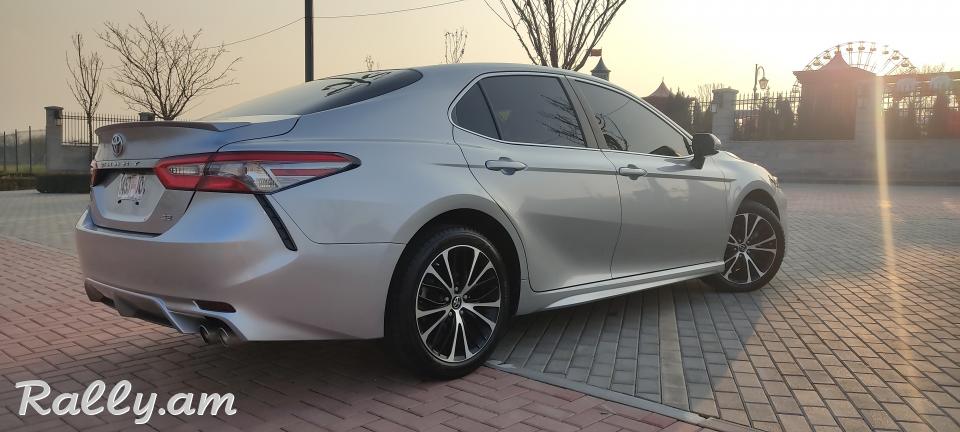 Toyota Camry 2018 SE