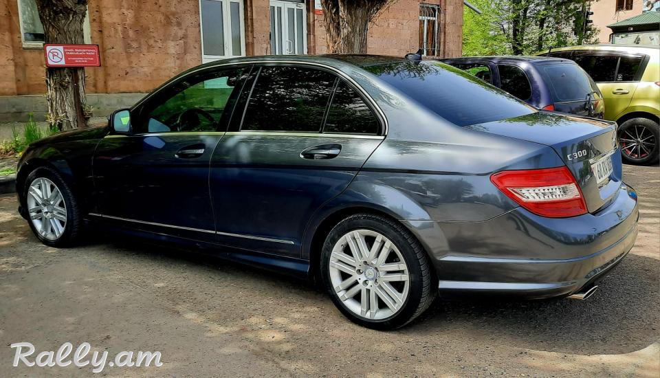 Վաճառվում է Mercedes-Benz W204 C300