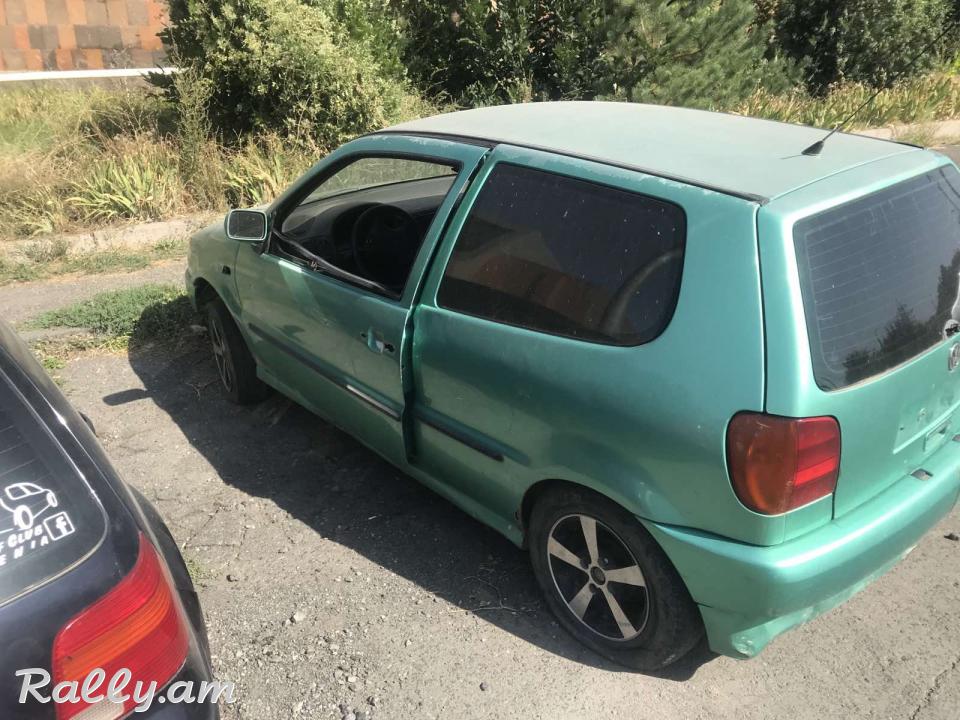 VOLKSWAGEN POLO 1998 քանդում եմ