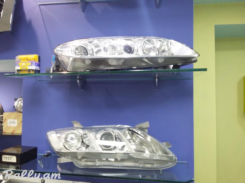Toyota Corolla առջևի լուսարձակներ