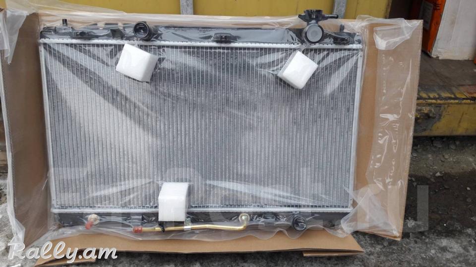 Toyota camri v40 2.4 2.5 2007-2011 radiator nor