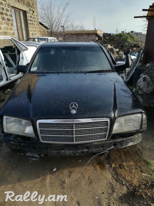 Mercedes benz C classi kapot
