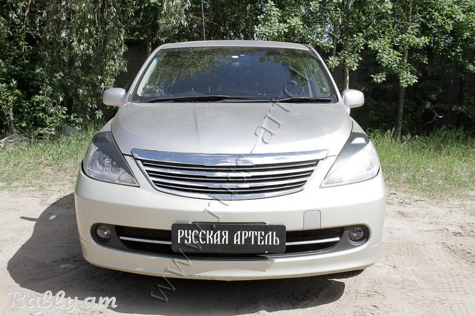 Nissan Tiida I 2004 2005 2006 2007 Լոսարձակի Նակլատկա