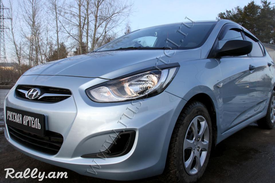 Hyundai Solaris I 2010-2014 Լոսարձակի Նակլատկա