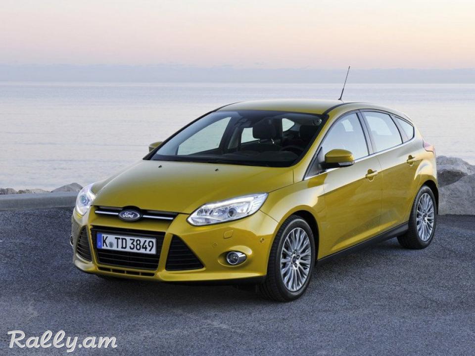 Ford Focus III 2010-2015 Նակլատկեք LED
