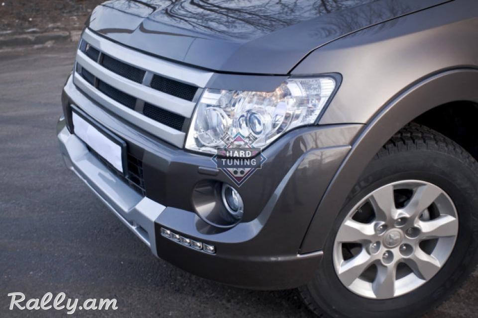 Mitsubishi Pajero IV 2006-2015 Լոսարձակի Նակլատկա