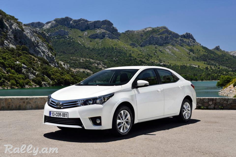 Toyota Corolla E180 2012-2016 Հալոգեններ