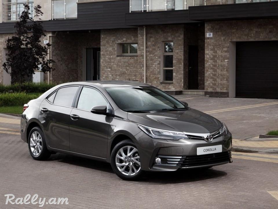 Toyota Corolla E180 2016-2019 Հալոգեններ