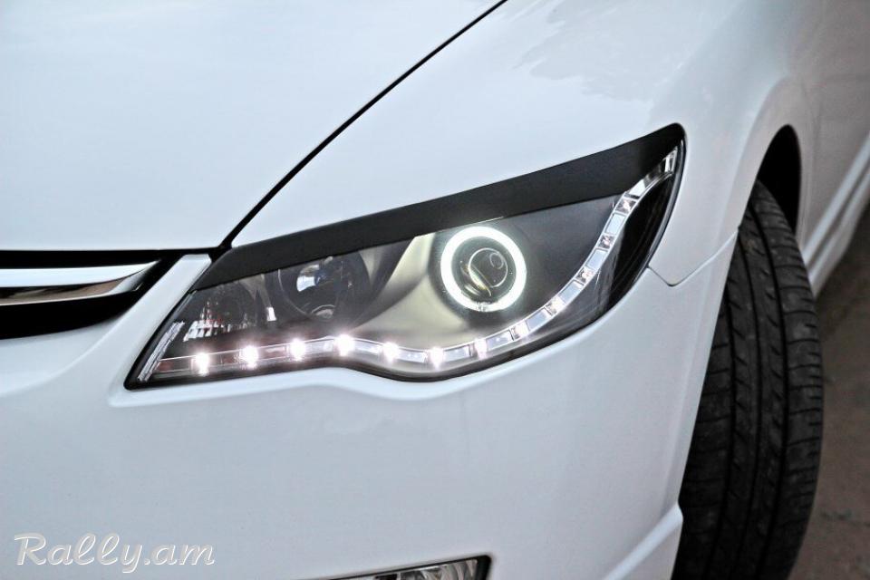 Honda Civic VIII 2006-2011 Լոսարձակի Նակլատկա №2