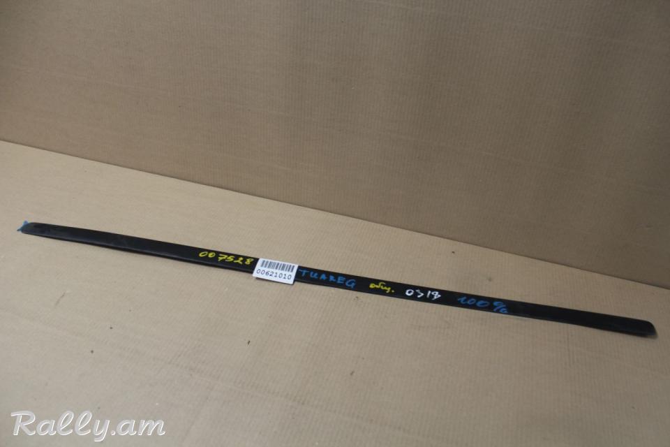 Молдинг крыши для Volkswagen Touareg (2002-2010)