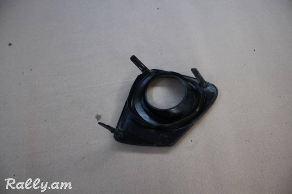 Заглушка птф в бампере правая для Toyota Corolla (E15) (2006-2013)