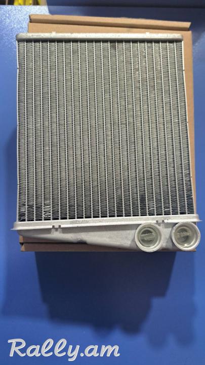 Volkswagen Golf Փեջի ռադիատոր Golf 5 2.0 լ peji radiatr,pechi radiator