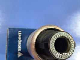  BMW E90  bush աջ + ձախ բուշ փոքր