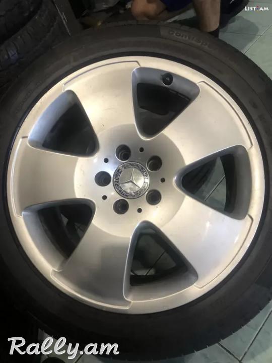 Mercedes-ի R 18 Անվահեծ 4 Հատ օրիգինալ
