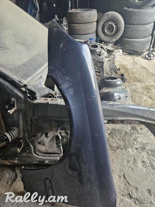W203 krilo