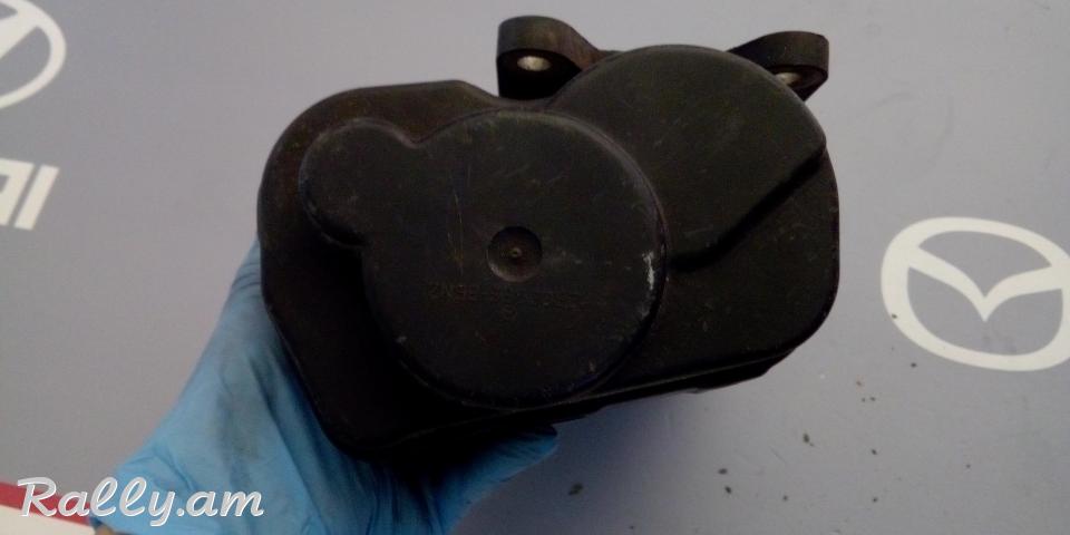 DROSELNI ZASLIONKA / Mercedes-Benz W202 W210 W208 R170 180 200 M111 1.8 2.0 0001419725 000 141 97 25 408228110001 