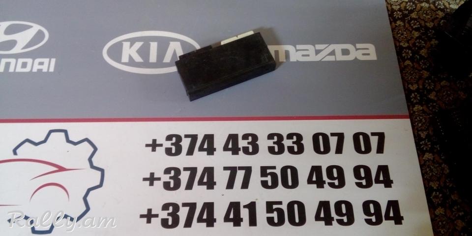 Komfort blok luyseri / BMW E32 730i 735i 740i 750i 61351379741 61.35-1.379 741  Реле света фар