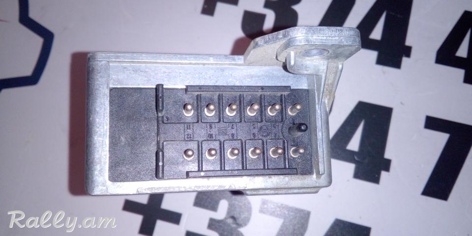 Airbak aerbak anvtangutyan barcik srs  Mercedes-Benz 600 SE SEL W140 SRS 0048201710 004 820 17 10 BOSCH 0285001030 0 285 001 030 165