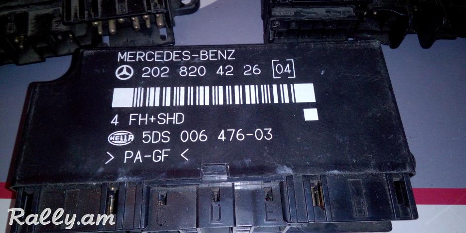 Mercedes Benz W202 C-Klasse HELLA 202 820 42 26 04 2028204226 04 5DS 006 476 03 5DS00647603 Komfort Drneri, nstatexeri, haelineri blok kontroler