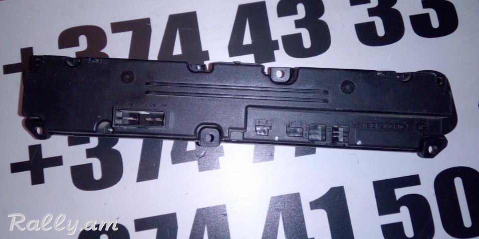 Mercedes-Benz C180 W203 2038208110 203 820 81 10 3306.090101