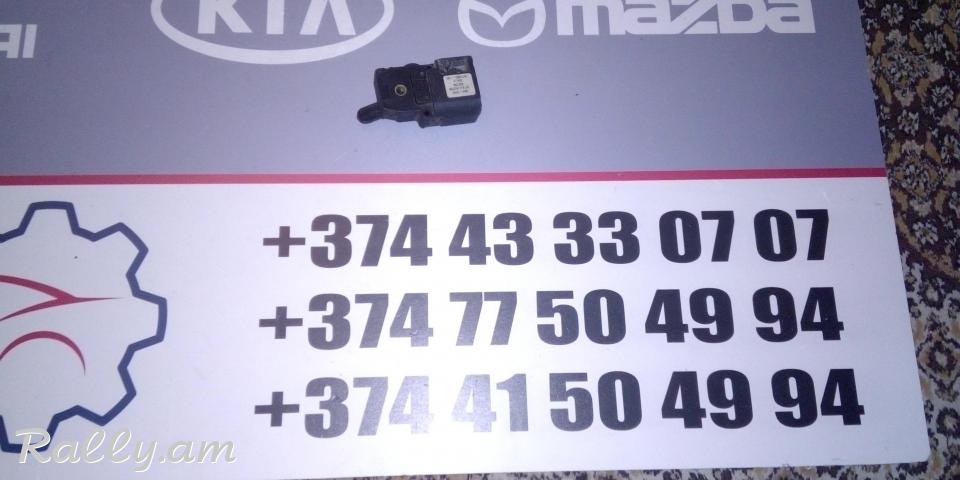 Мотор привода заслонок отопителя Шевроле Авео Chevrolet Aveo седан 45261400 զասլյոնկի դաչիկ օրգինալ օգտագործված