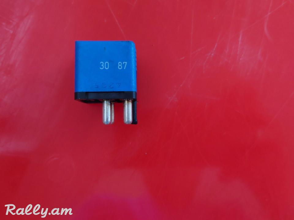 Ռելե Mercedes-Benz W140 S500 C W202 W210 0015429919 HELLA