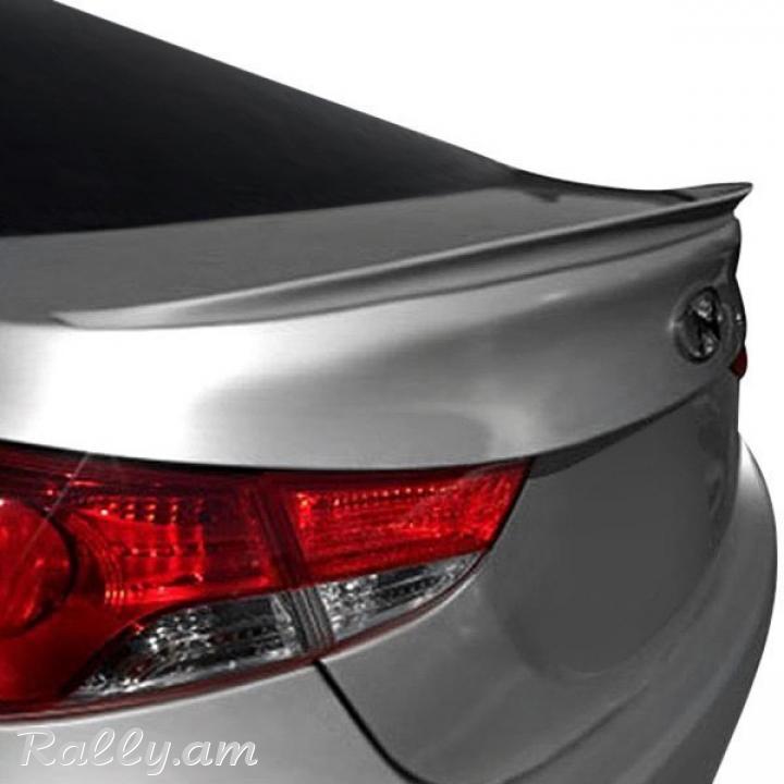 Սպոլեռ Hyundayi elantra լրիվ նոր առկա է մինչև 2016 թիվը և 2016-2018