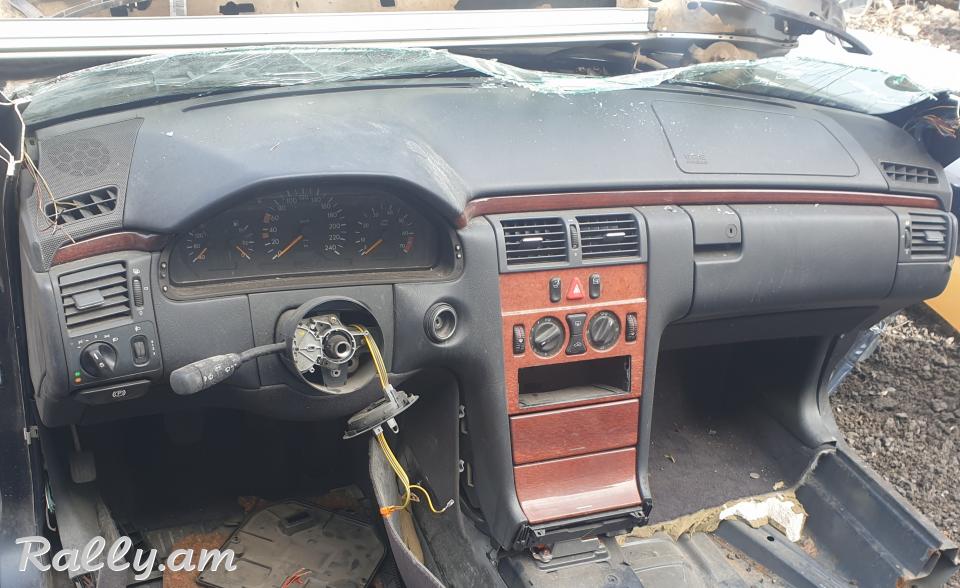 W210 shitok doska
