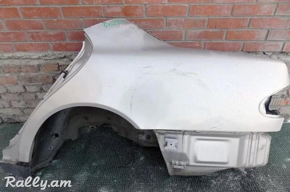 W210 կռիլյո հետեվի
