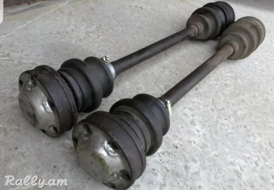 W208 granat 2.3