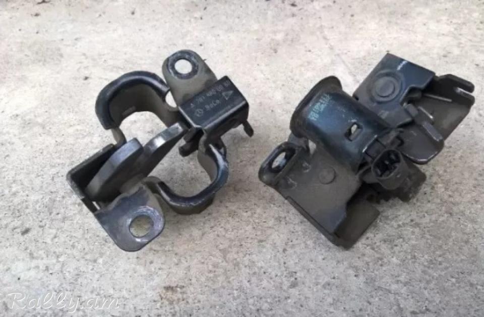 Կապոտի զամոկ w202 w203 w208