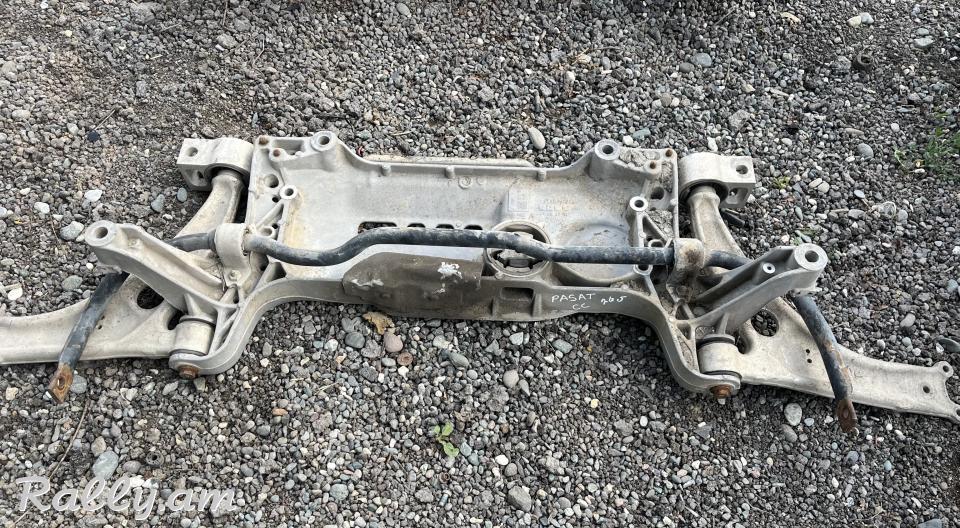 Passat cc  տրավերս դիմացի