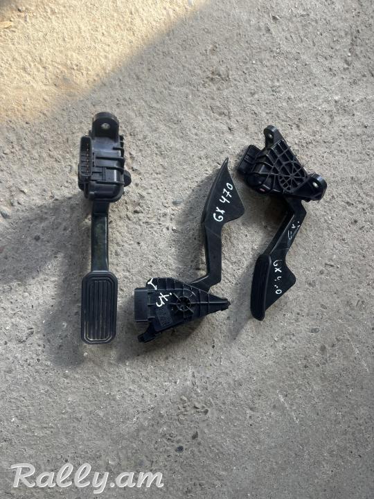 Lexus GX470 pedal gazi