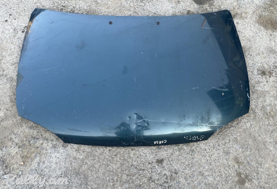 Corsa kapot