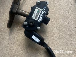 Murano pedal